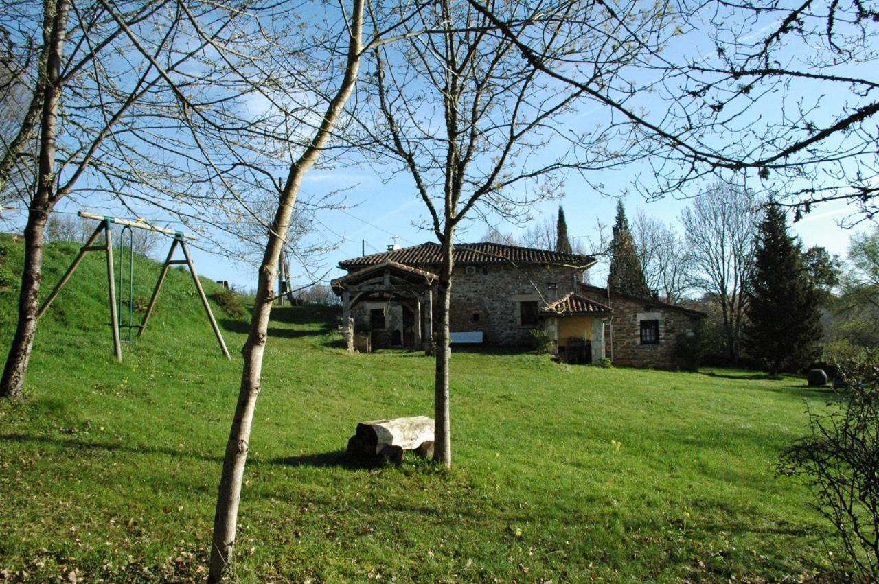 Villa Le Cuvier - Au coeur du Périgord à Nontron Extérieur photo